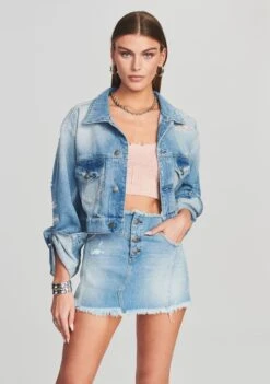 Keenan Skirt -Women's Clothing Shop Ecommerce Crop 220518 Retrofete eComm Set2 SHOT10 1074