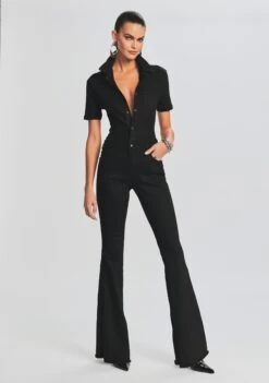 Women's Clothing Shop 43 Women's Clothing Shop -Women's Clothing Shop Ecommerce Crop 221115 Ecom SET1 SHOT 10 2239