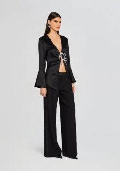 Svea Blouse -Women's Clothing Shop Ecommerce Crop 23 12 18 SVEABLOUSE BLACK 1986 ECOMM