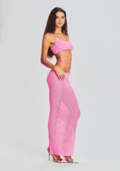 Alma Top -Women's Clothing Shop Ecommerce Crop 230222 Set2 SHOT 59 3493 eComm 8a99d2ea b41a 4ba3 bb34 07f7257b20b7