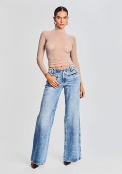 Sutton Jean -Women's Clothing Shop Ecommerce Crop 230815 SET2 LUXEJACKET PIPERSWEATER SUTTONJEAN 0156 ECOMM