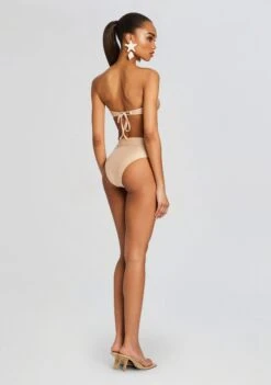 Kandall Bikini Top -Women's Clothing Shop Ecommerce Crop 24 02 15 KANDALLBIKINITOP CLAIREBIKINIBOTTOM CHRISTINEMESHMAXISKIRT BODY107 2530 ECOMM