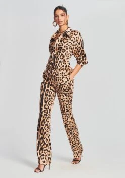 Evan Silk Shirt -Women's Clothing Shop Ecommerce Crop Retrofete eComm 220803 Set2 SHOT 43 6122 9c52943d 8485 4a7a 9730 600d084559dc