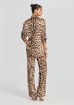 Evan Silk Shirt -Women's Clothing Shop Ecommerce Crop Retrofete eComm 220803 Set2 SHOT 43 6152