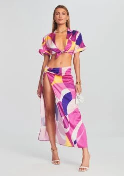 Siena Silk Top 13 Siena Silk Top -Women's Clothing Shop Ecommerce Crop Retrofete eComm SHOT 02 152 818f0fc1 2e9a 4a0a a630 61cfa9e1ca78